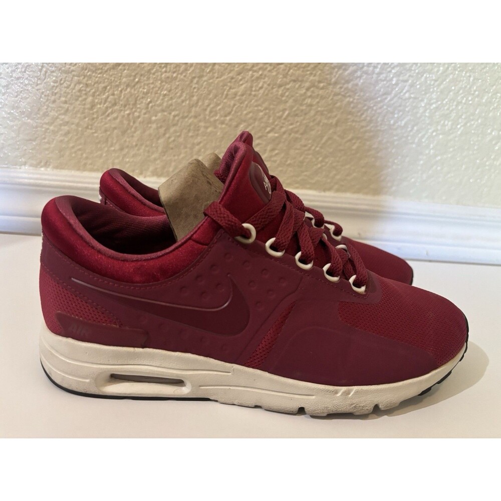 Nike Air Max Zero Women’s Size 9 Burgundy Red White 857661-604 Sneakers